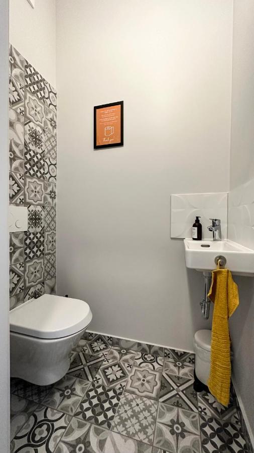 Linden Apartman 106 - Adults Only Mosonmagyaróvár Zewnętrze zdjęcie