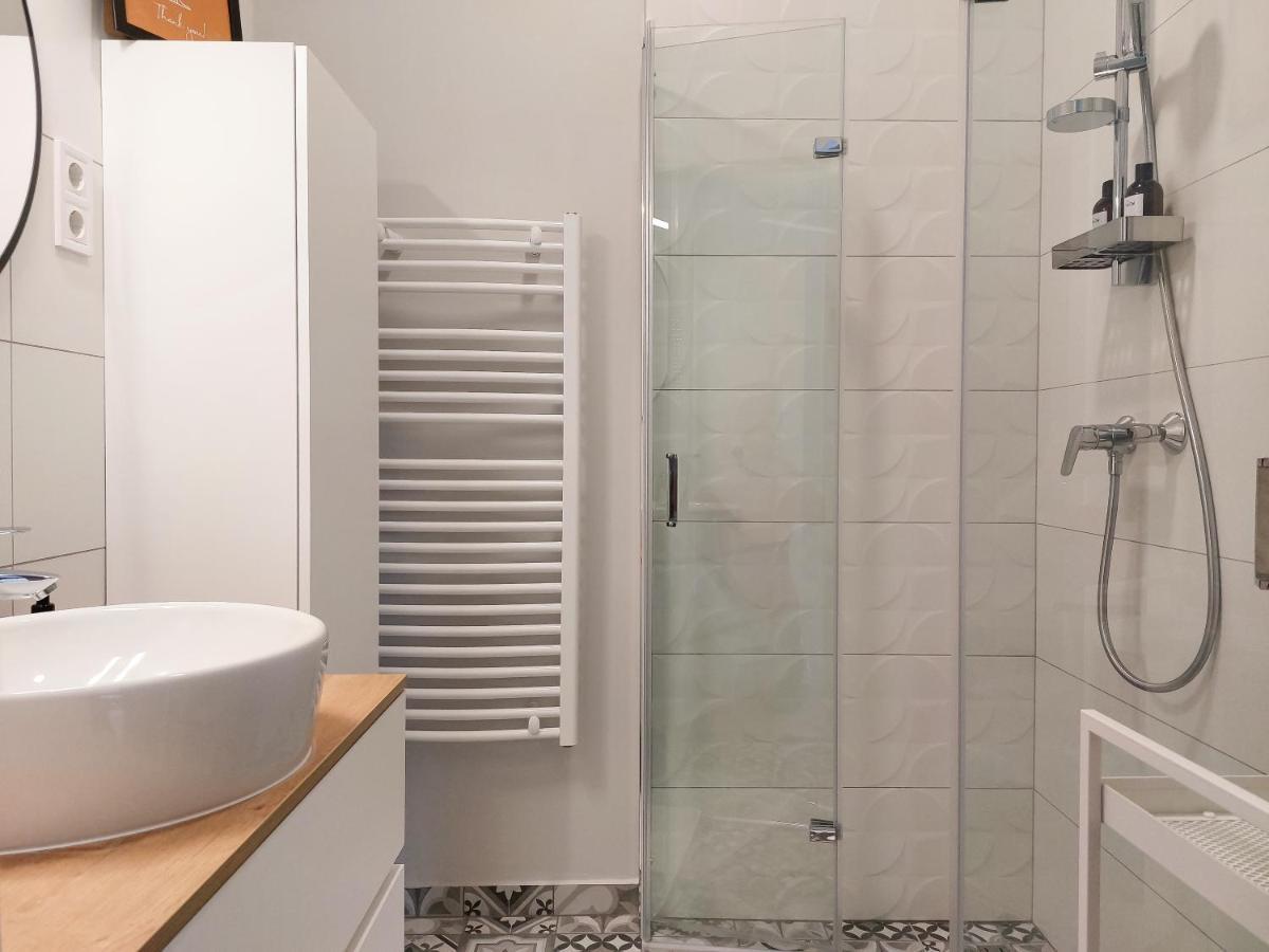 Linden Apartman 106 - Adults Only Mosonmagyaróvár Zewnętrze zdjęcie