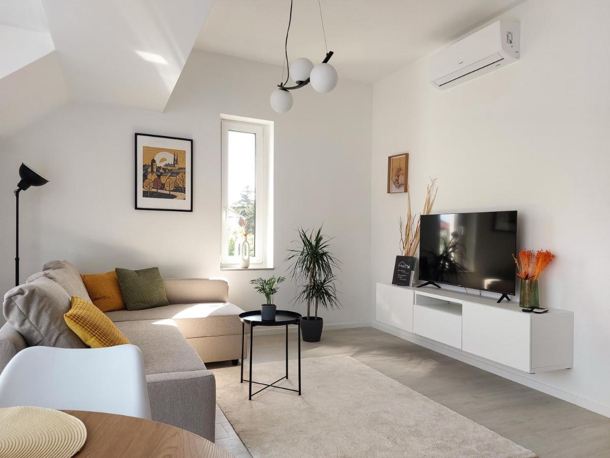 Linden Apartman 106 - Adults Only Mosonmagyaróvár Zewnętrze zdjęcie