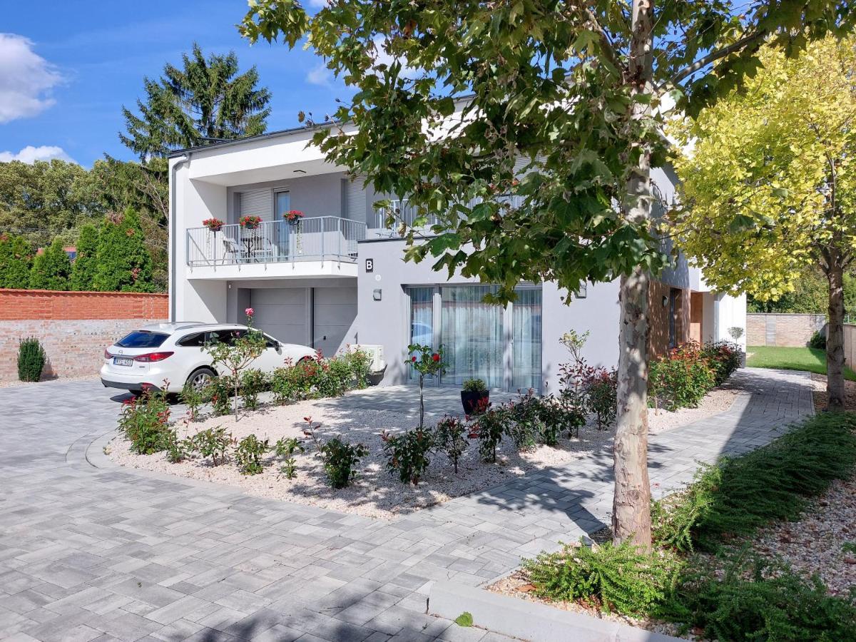 Linden Apartman 106 - Adults Only Mosonmagyaróvár Zewnętrze zdjęcie